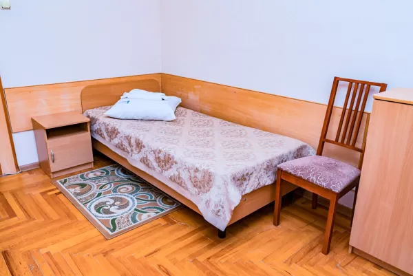 Номер 1-местный 3 категории в санатории Дубрава в Железноводске - фотография